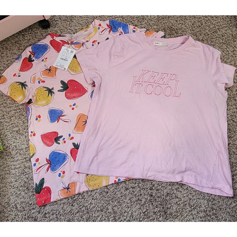 Pull&Bear - T Shirt Bundle - NWT and NWOT shirts - size Large